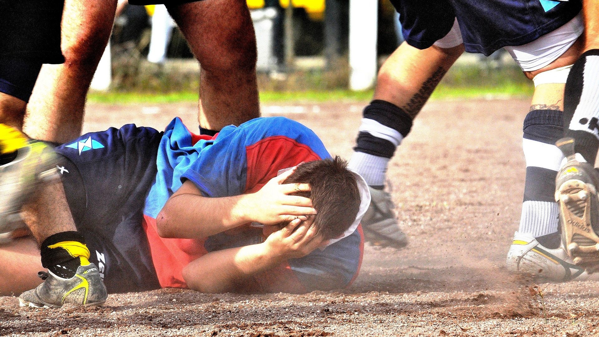 Joueur de rugby à terre