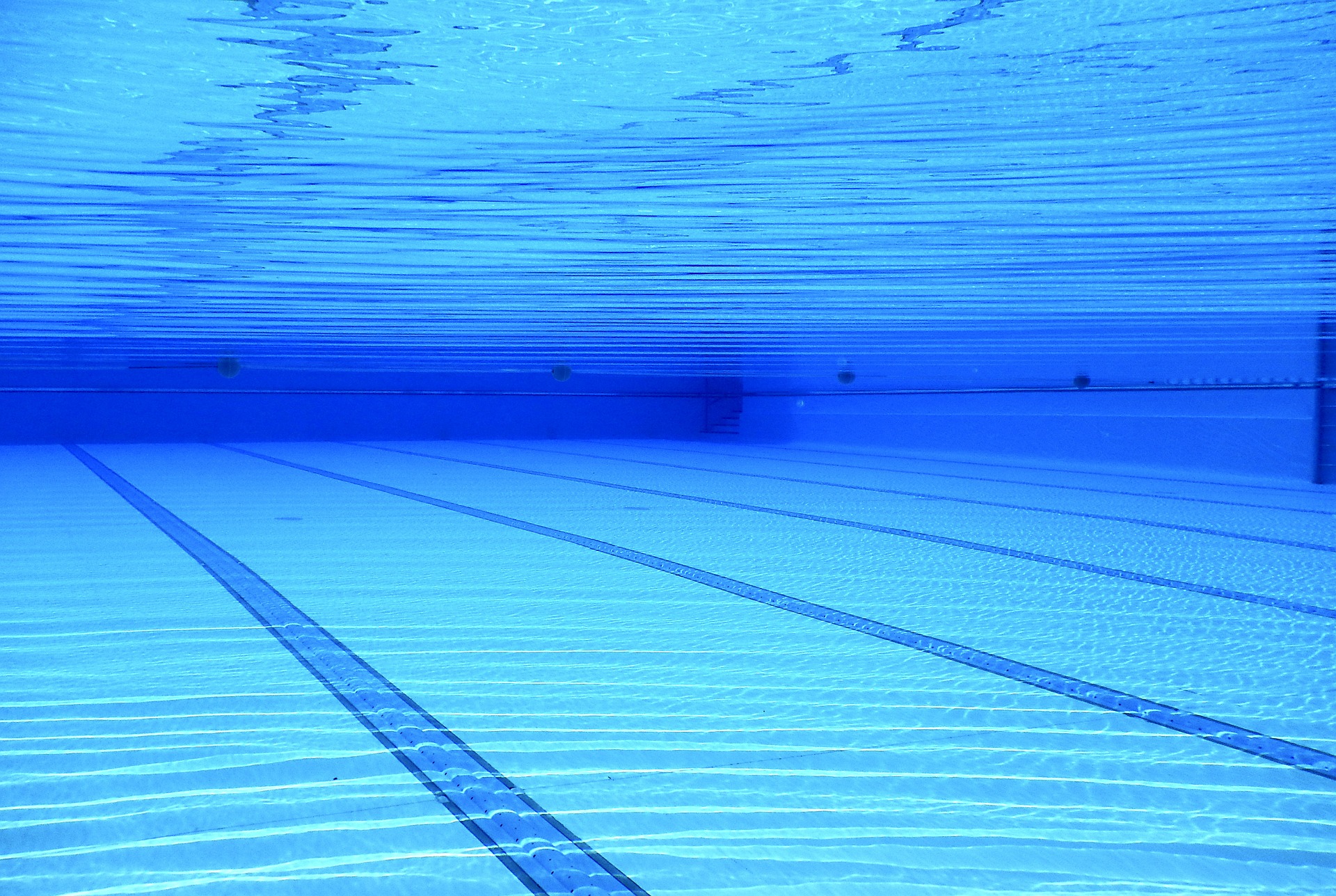 Fond d'une piscine olympique